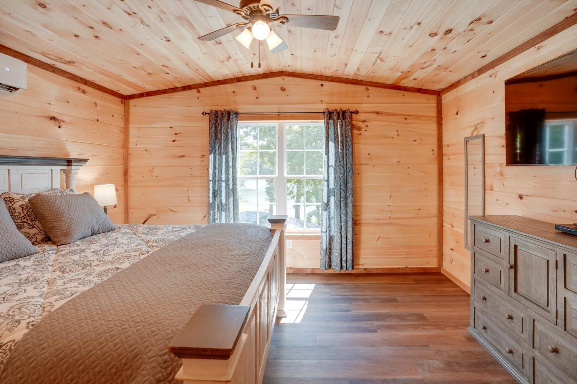 Lakeside Trenton Cabin On 7-Acre Property! Exteriör bild